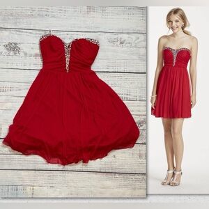Speechless Red Strapless Short Formal Gown Rhinestone Dress SIZE 5. Prom HOCO